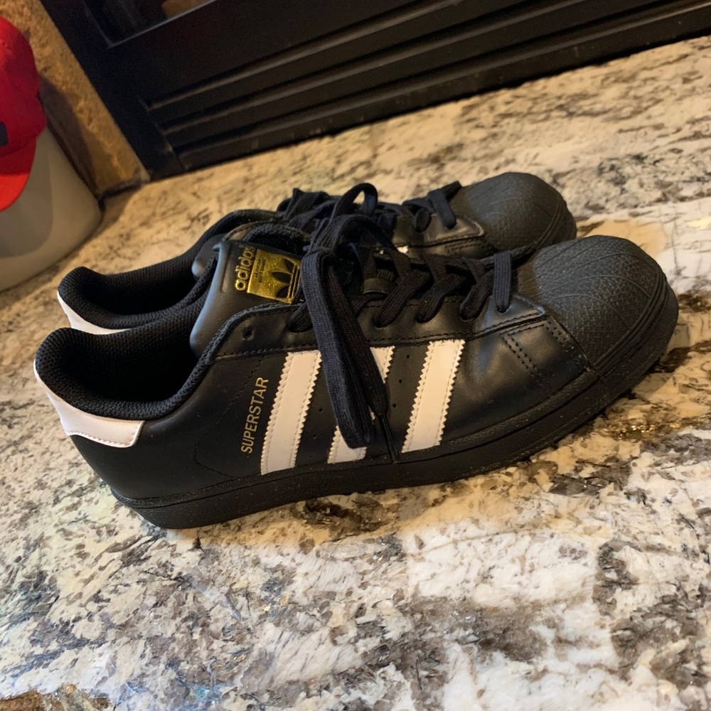 Adidas Shell Toes